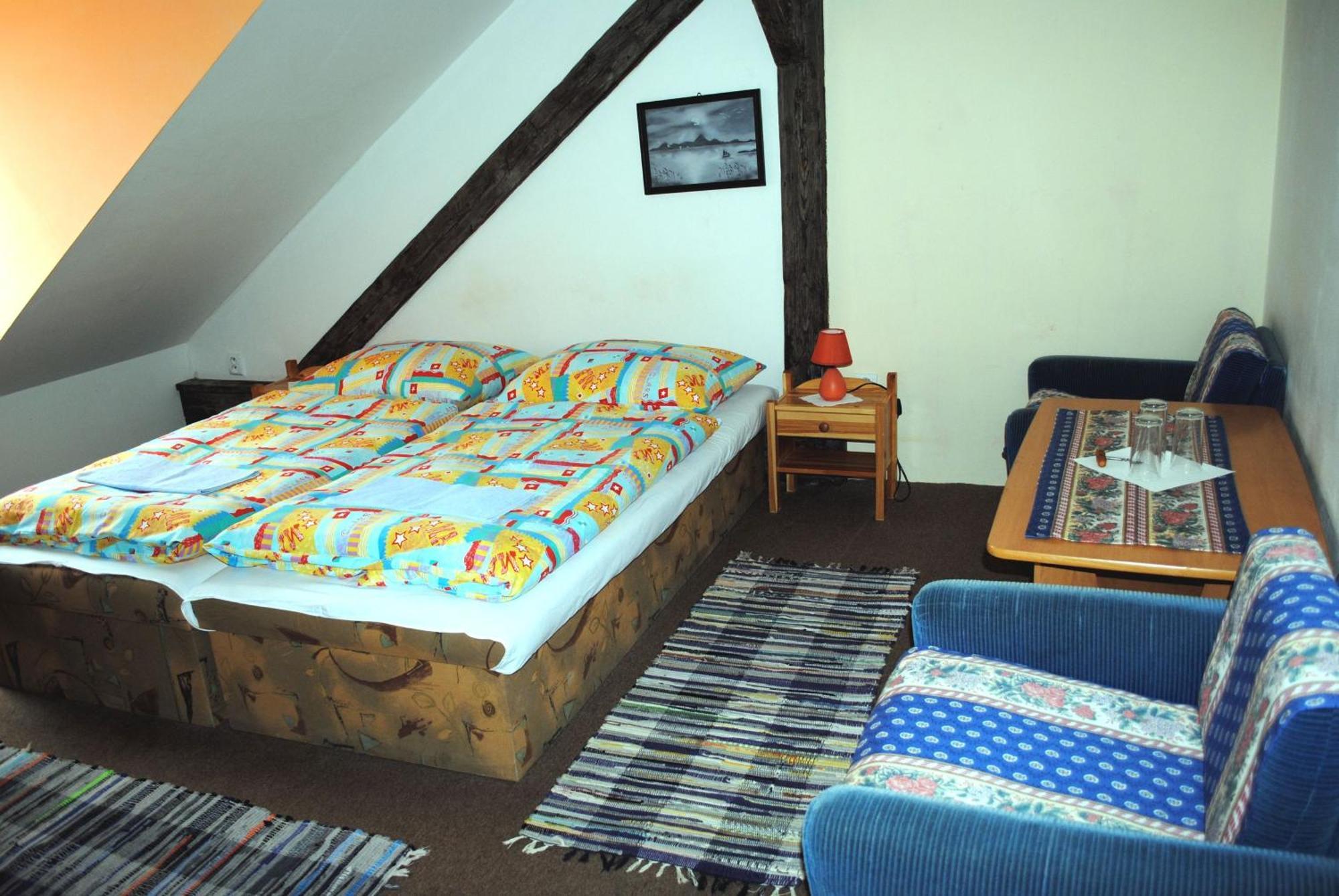 Penzion Slavia Poprad Exteriör bild