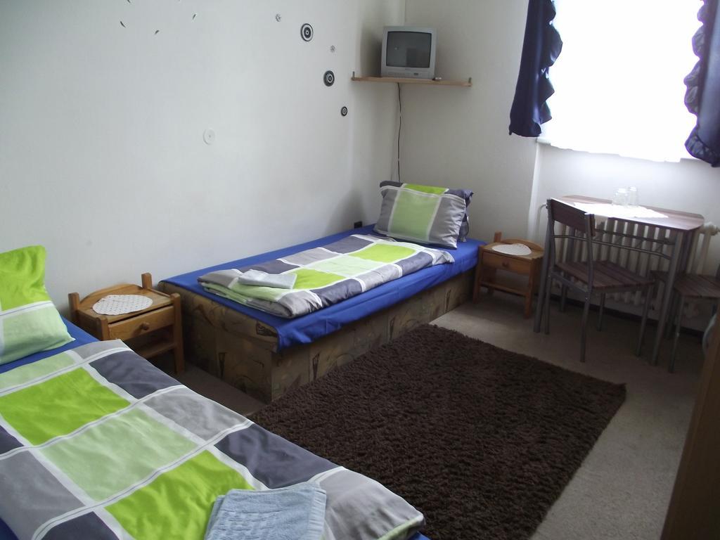 Penzion Slavia Poprad Exteriör bild